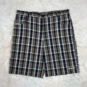 Makaveli mens plaid flat front shorts 11” inseam preppy Sz 40